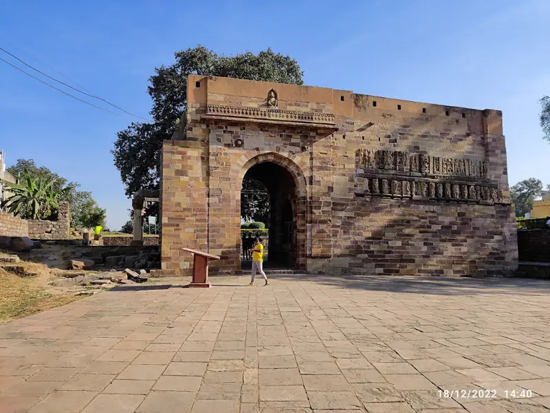 Bhilai to Ratanpur Cab