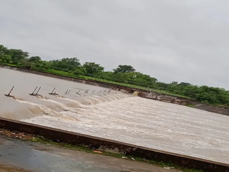 Jagdalpur to Gunderdehi Cab