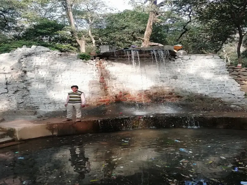 Cuttack to Kharsia Cab