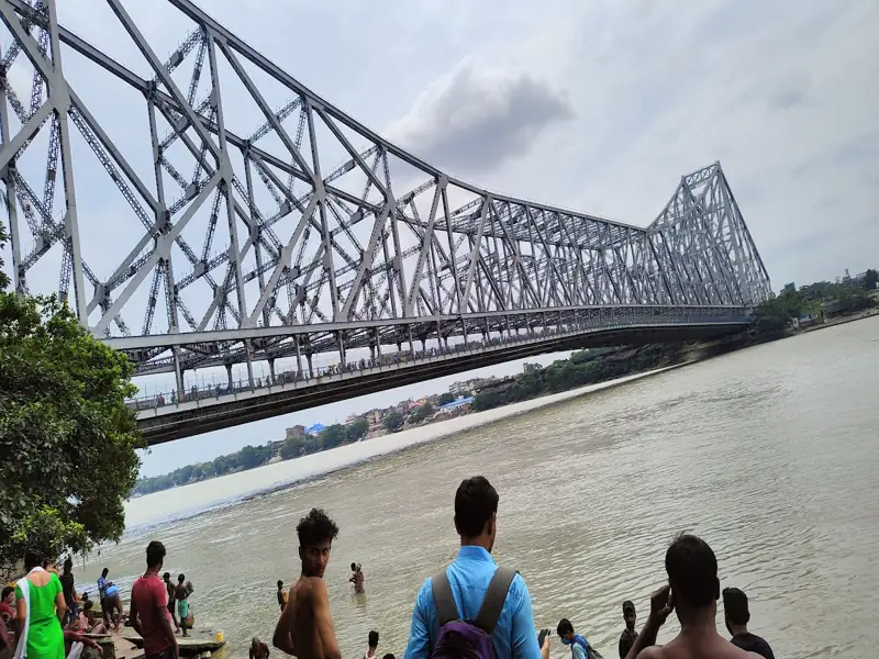 Konark to Howrah Cab