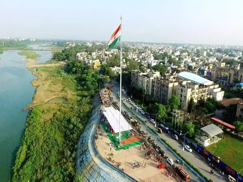 Puri to Bilaspur Cab