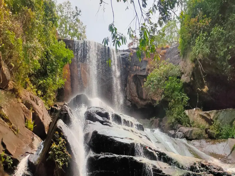 Puri to Paikmal Cab