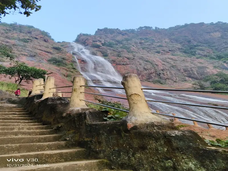 Rourkela to Khandadhar Falls Cab