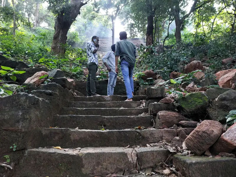Sambalpur to Chandikhol Cab