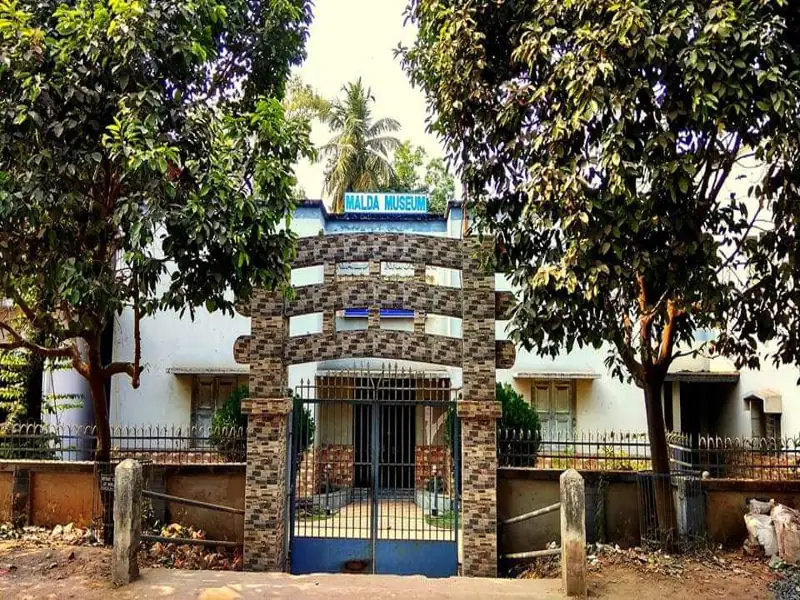 Junput to Malda Cab