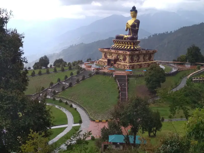 Kharagpur to Pakyong Cab