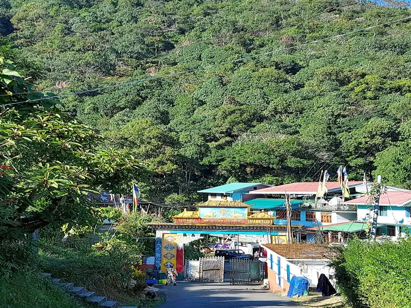 Kharagpur to Rangpo Cab