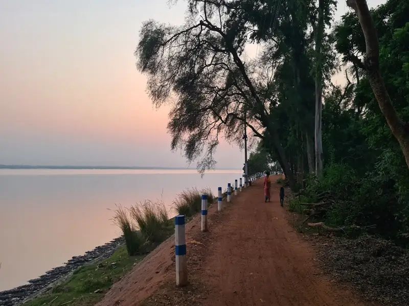 Kolkata to Gadiara Cab