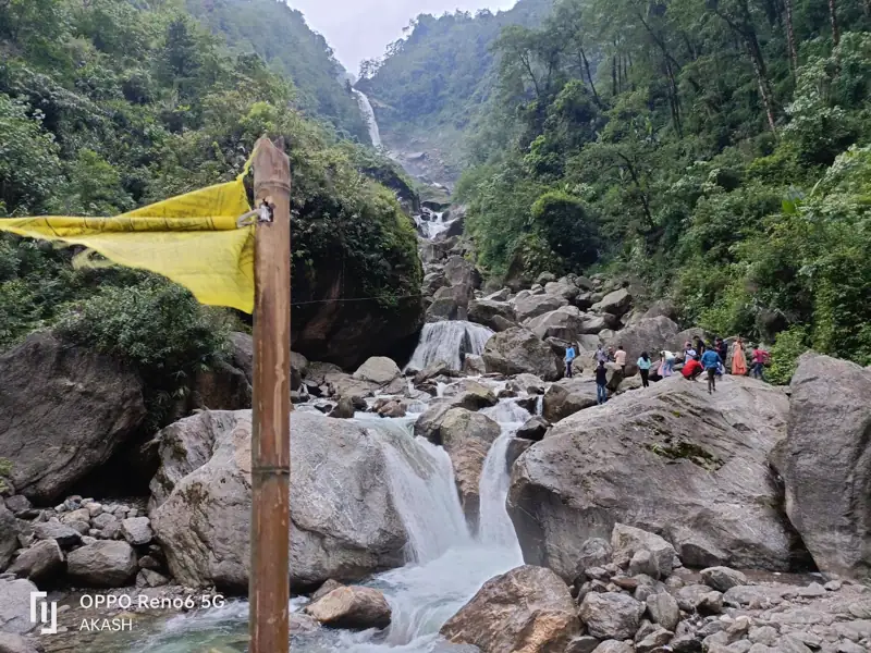 Siliguri to Naga Waterfalls Cab