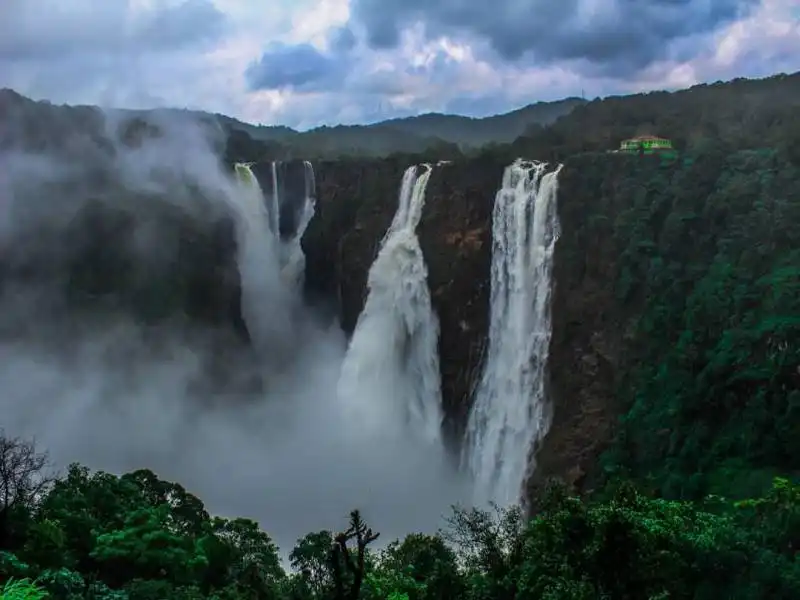 Best Place to Visit in  Jog-falls