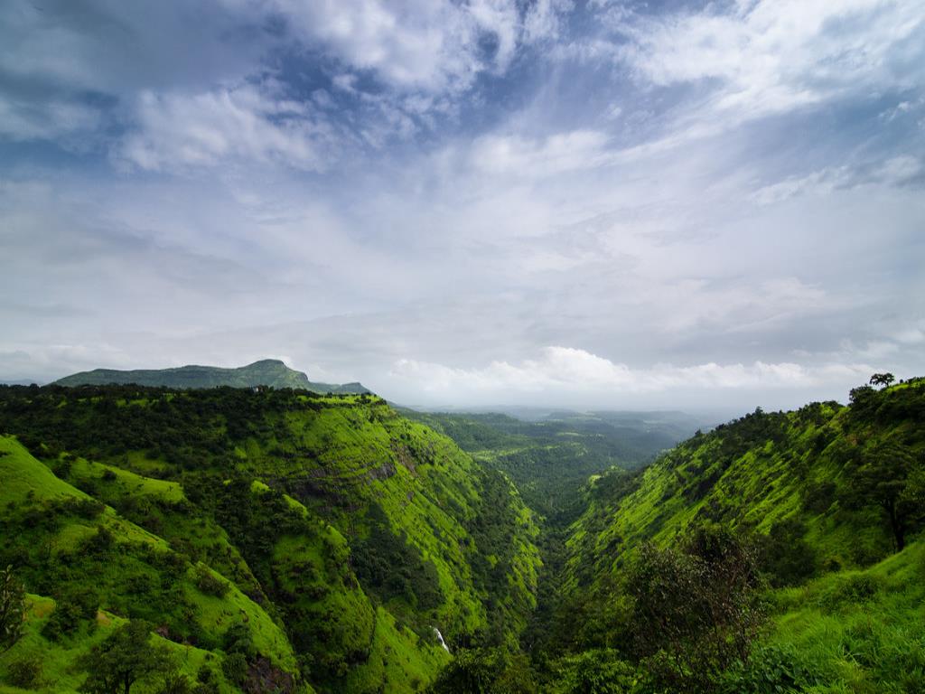 Best Place to Visit in  Kasara-ghat