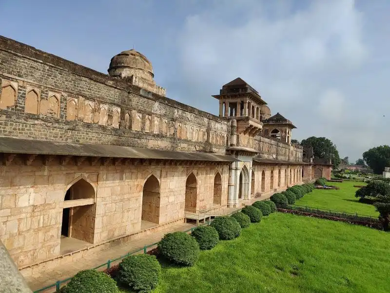 Best Place to Visit in  Mandu