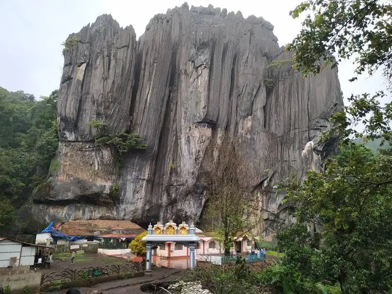 Best Place to Visit in  Yana-caves